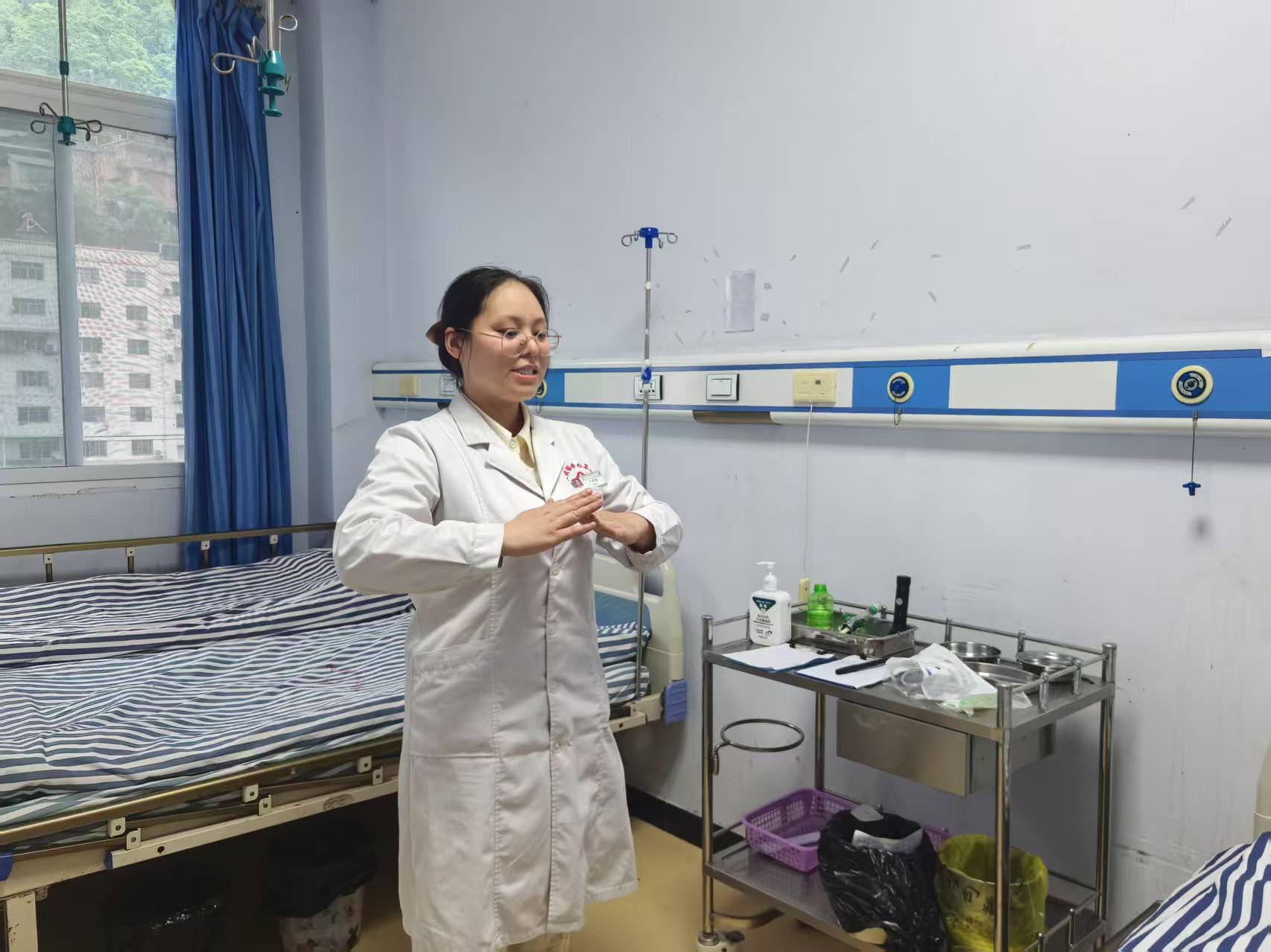 5.12 大树镇卫生院:弘扬南丁格尔精神,展护理专业风采 3.jpg